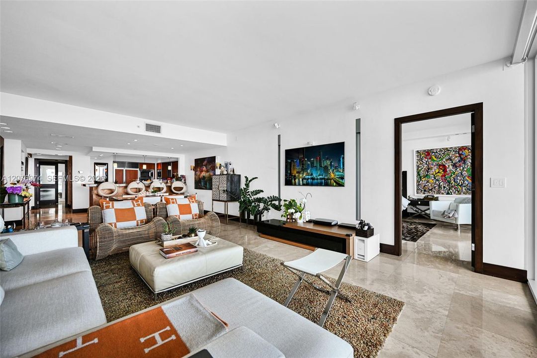 For Sale: $2,375,000 (3 beds, 3 baths, 2130 Square Feet)