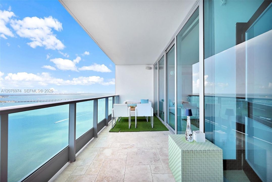 For Sale: $2,375,000 (3 beds, 3 baths, 2130 Square Feet)
