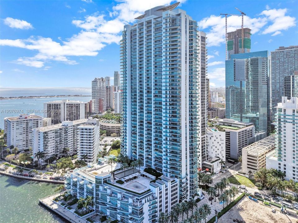 For Sale: $2,375,000 (3 beds, 3 baths, 2130 Square Feet)