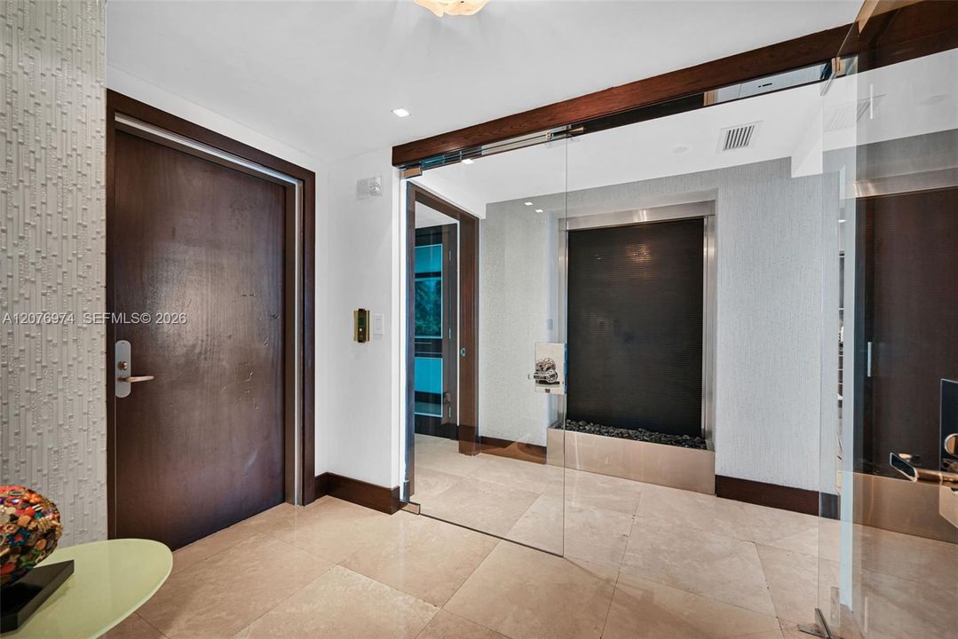 For Sale: $2,375,000 (3 beds, 3 baths, 2130 Square Feet)