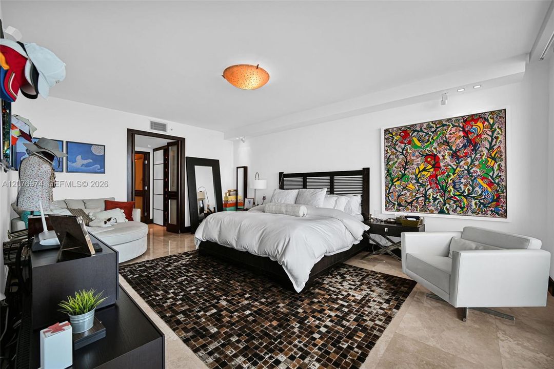 For Sale: $2,375,000 (3 beds, 3 baths, 2130 Square Feet)