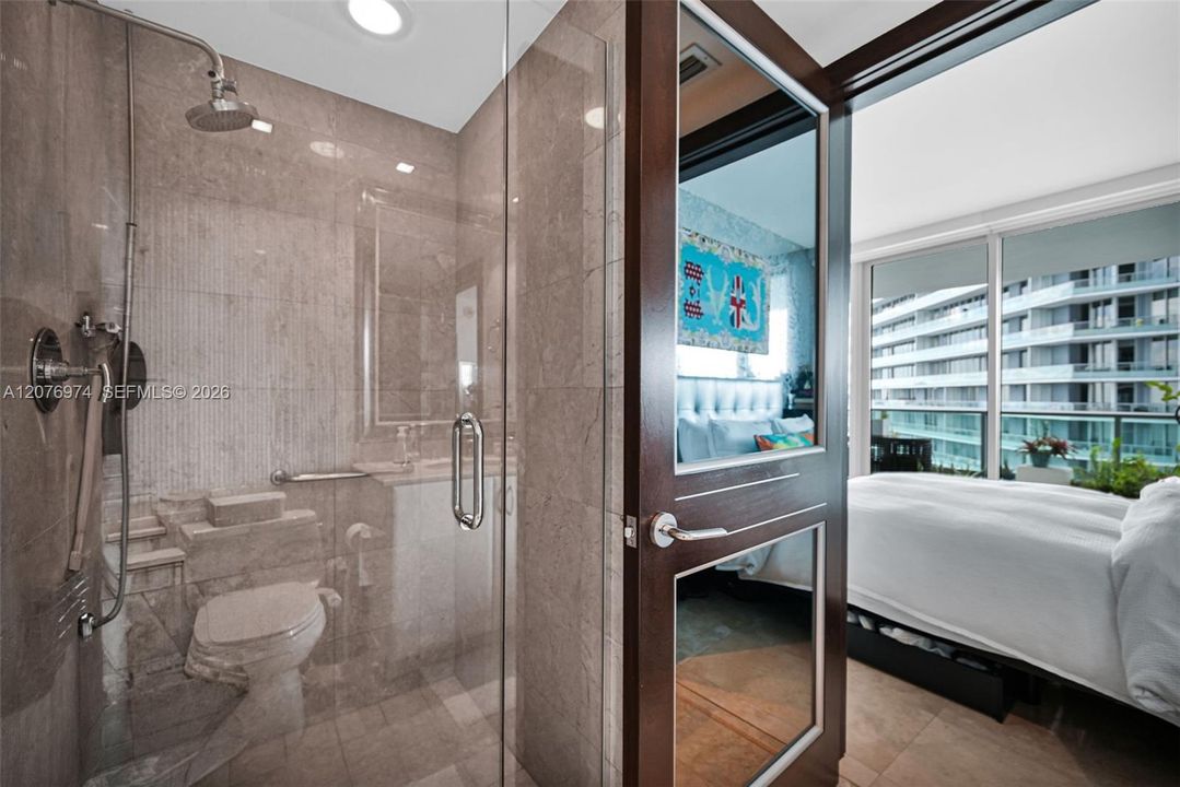 For Sale: $2,375,000 (3 beds, 3 baths, 2130 Square Feet)