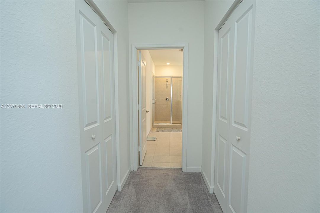 En Renta: $4,500 (4 camas, 2 baños, 2600 Pies cuadrados)