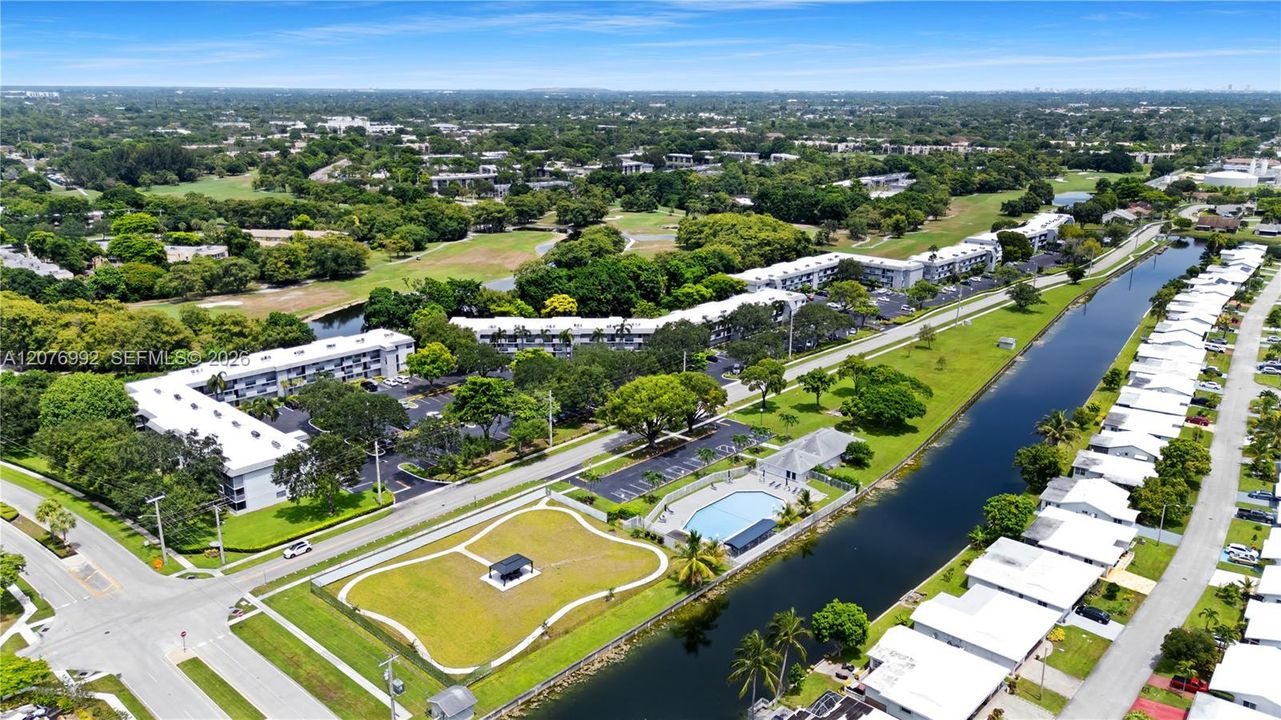 En Venta: $129,999 (2 camas, 2 baños, 1100 Pies cuadrados)