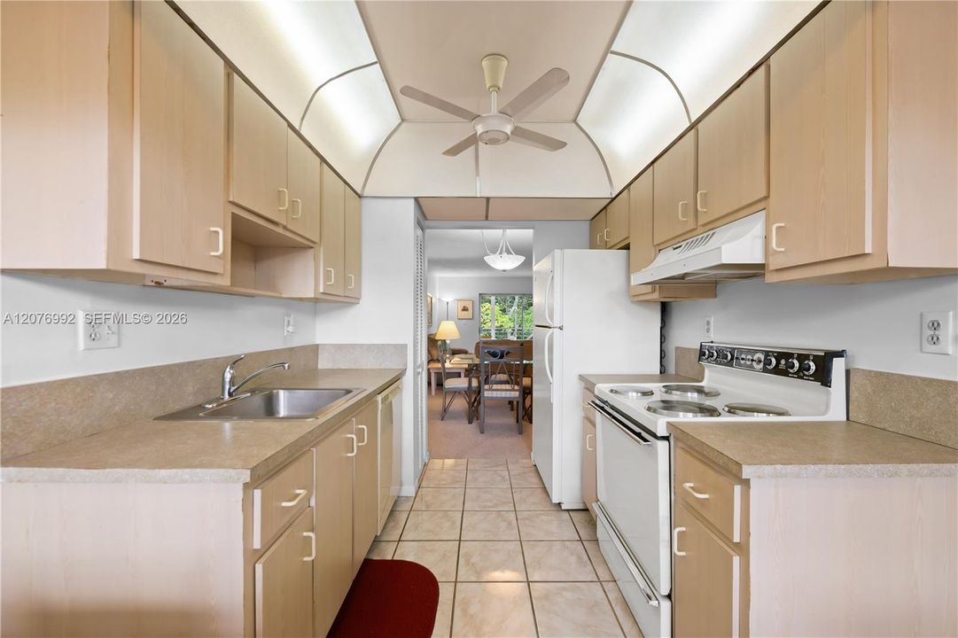 En Venta: $129,999 (2 camas, 2 baños, 1100 Pies cuadrados)