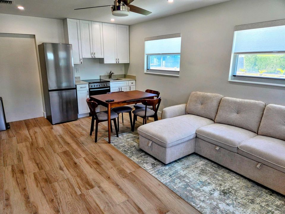 628 Monroe-Living Rm.