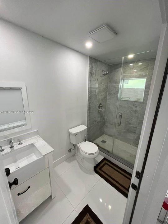 For Sale: $825,000 (7 beds, 6 baths, 1000 Square Feet)