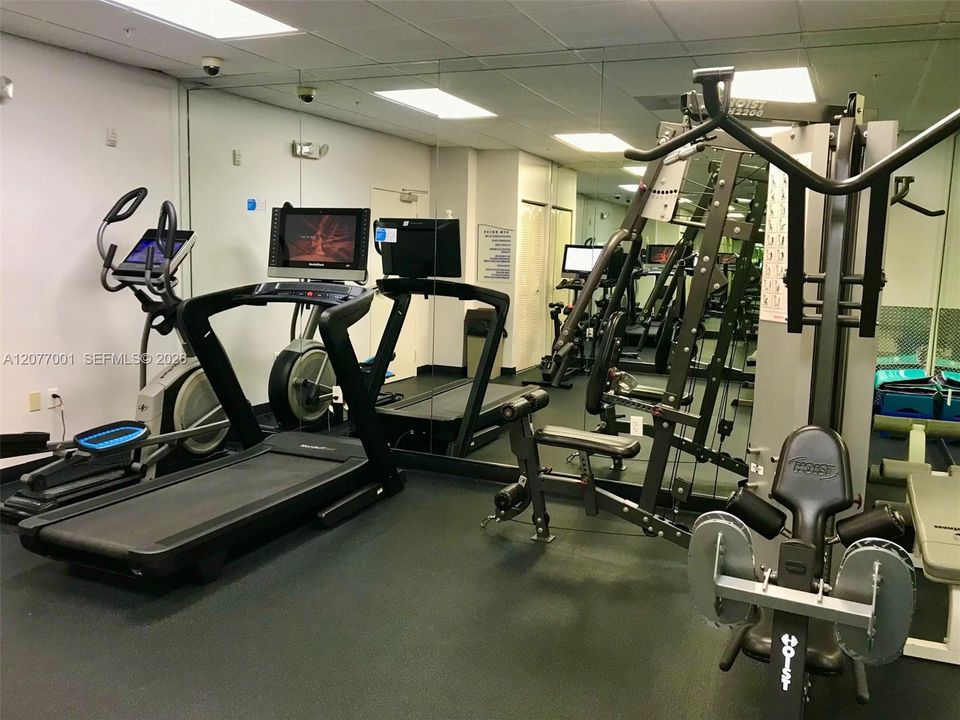 For Rent: $3,000 (2 beds, 2 baths, 1064 Square Feet)