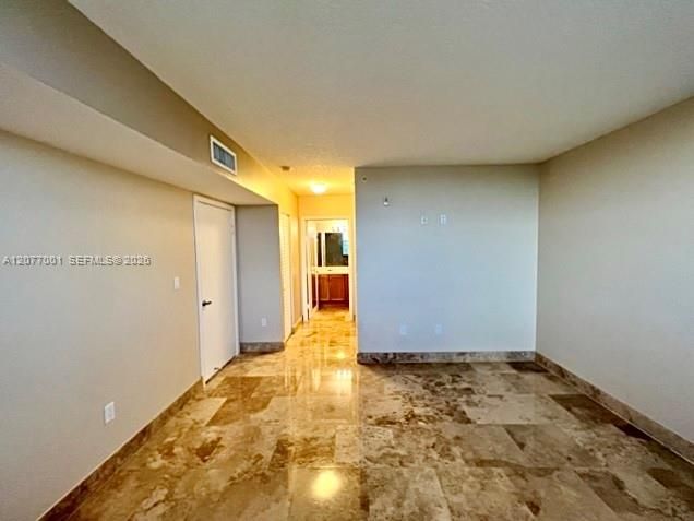 For Rent: $3,000 (2 beds, 2 baths, 1064 Square Feet)