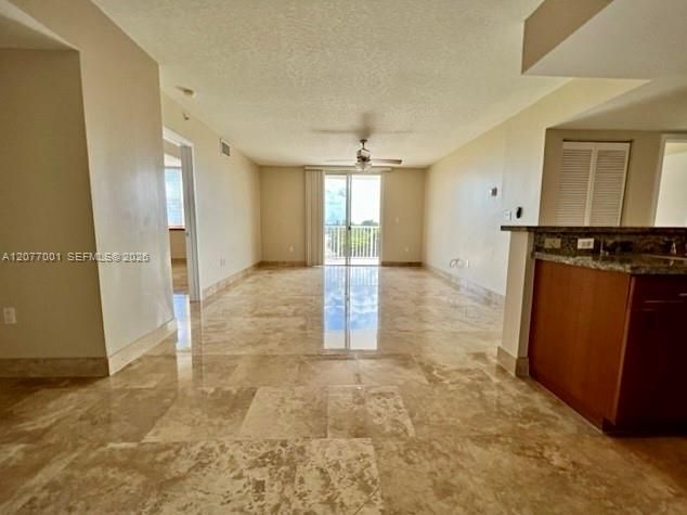 For Rent: $3,000 (2 beds, 2 baths, 1064 Square Feet)