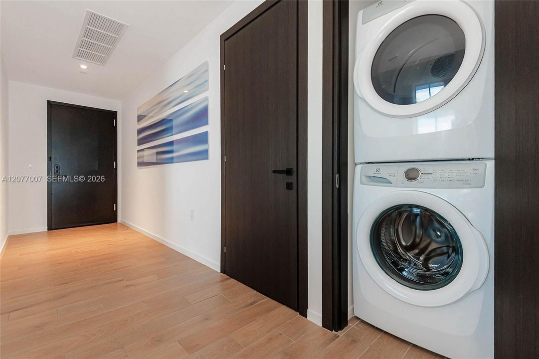 На продажу: $1,399,000 (3 спален, 3 ванн, 0 Квадратных фут)