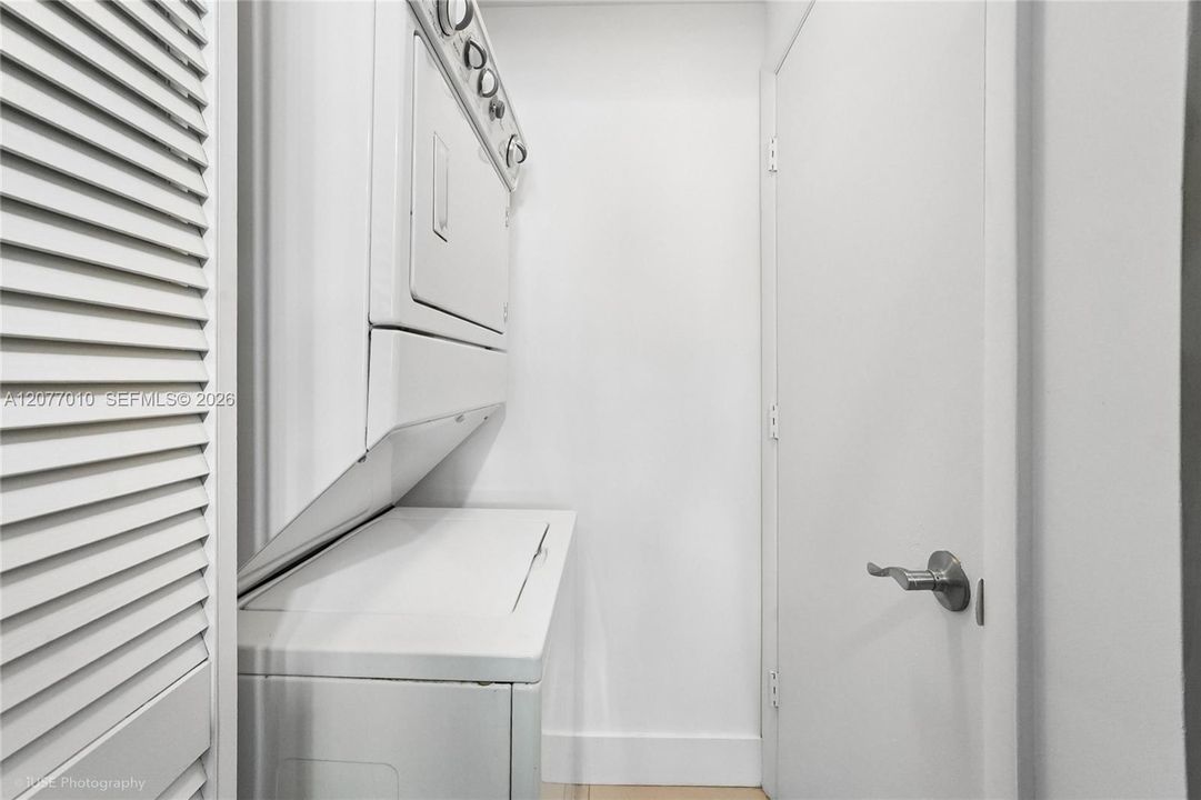 На продажу: $395,000 (1 спален, 1 ванн, 806 Квадратных фут)