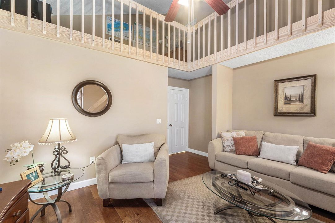 2nd bedroom with loft