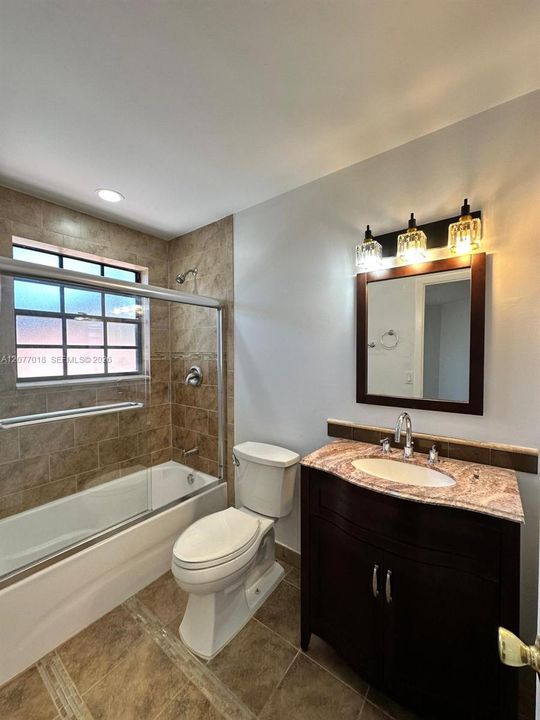 En Venta: $410,000 (2 camas, 2 baños, 1342 Pies cuadrados)