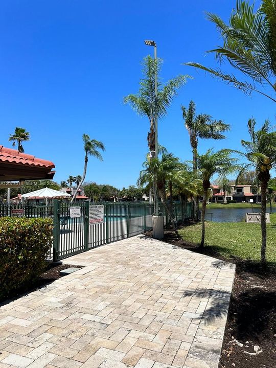 En Venta: $410,000 (2 camas, 2 baños, 1342 Pies cuadrados)