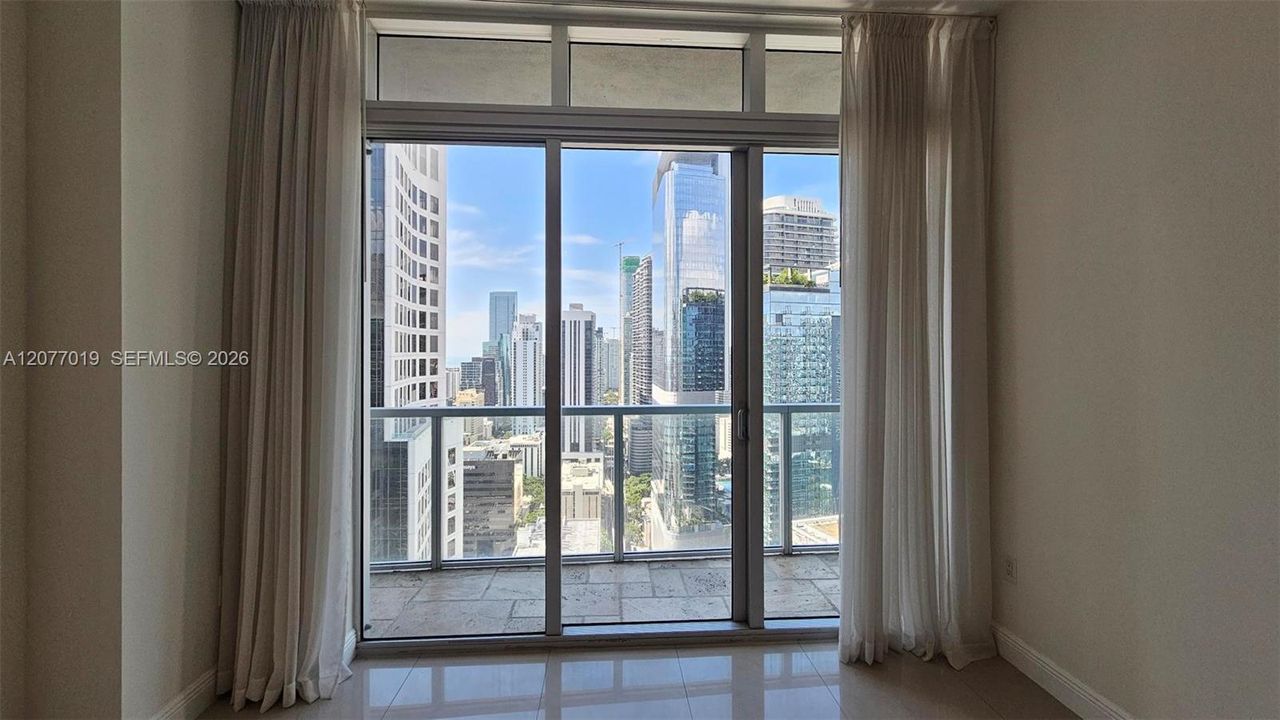 Balcony with spectacular view!