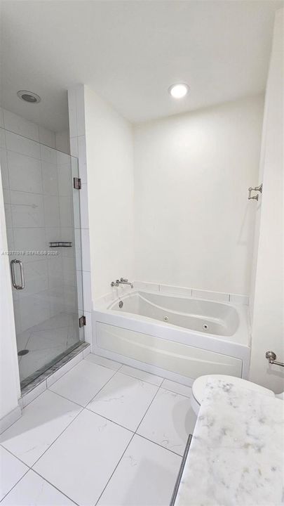 В аренду: $3,300 (1 спален, 1 ванн, 738 Квадратных фут)