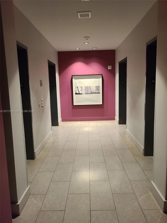 В аренду: $3,300 (1 спален, 1 ванн, 738 Квадратных фут)