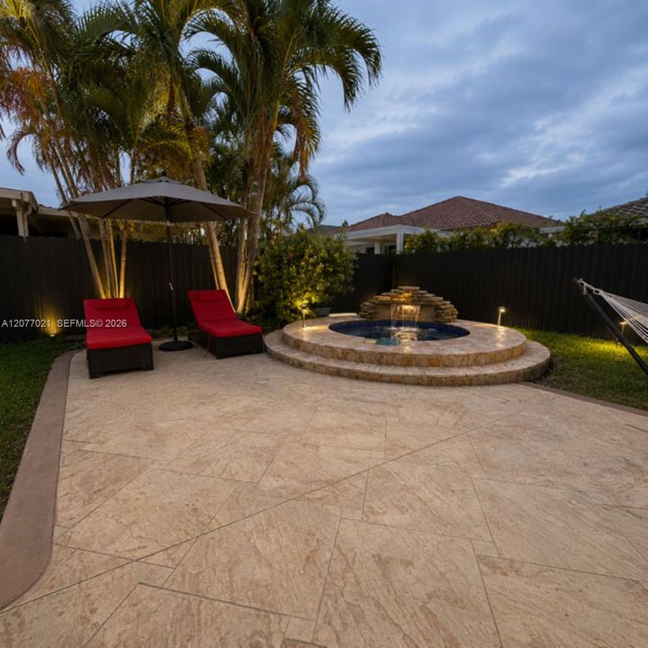 For Rent: $4,500 (3 beds, 2 baths, 1147 Square Feet)