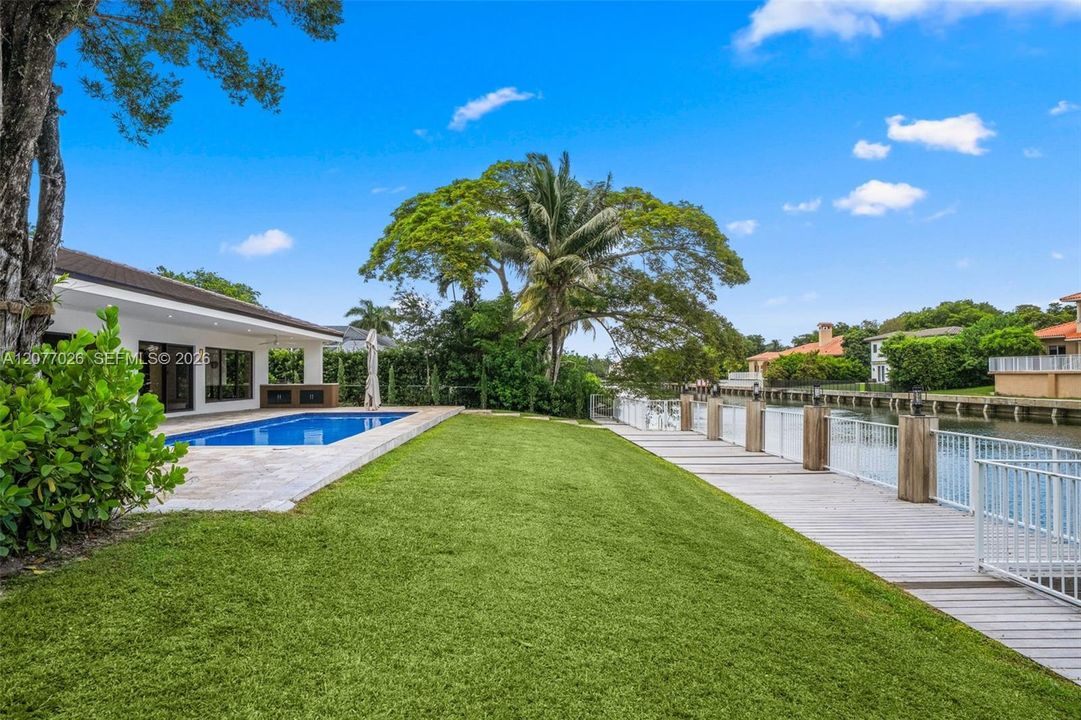En Venta: $3,390,000 (4 camas, 5 baños, 3048 Pies cuadrados)