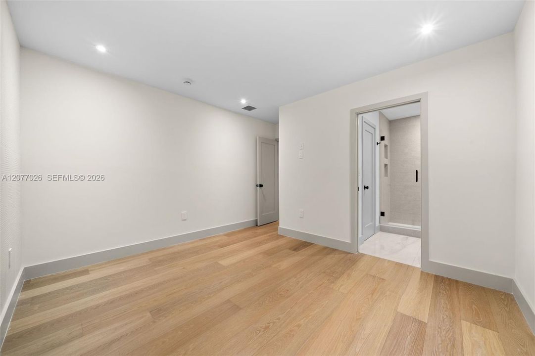 En Venta: $3,390,000 (4 camas, 5 baños, 3048 Pies cuadrados)