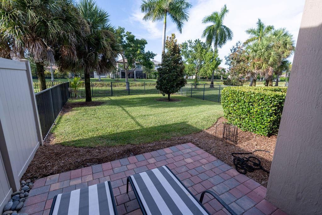 8217CadeNoir-21