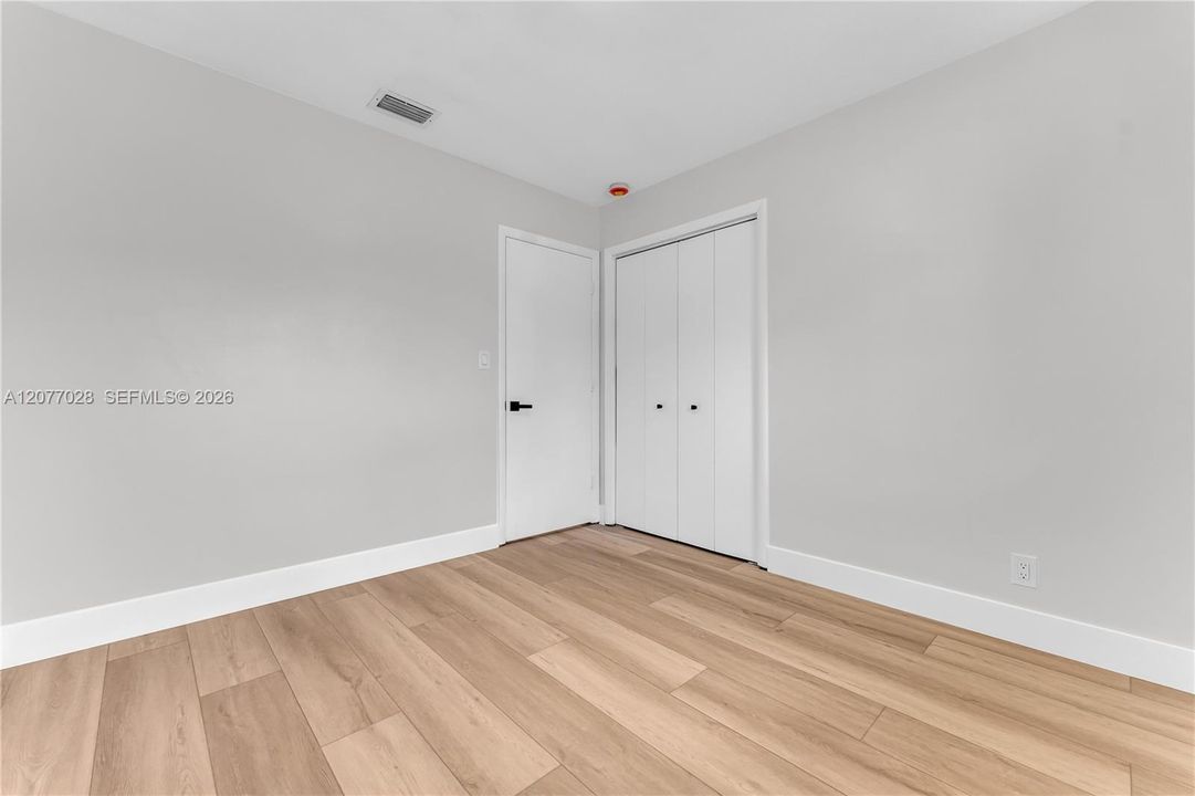 En Venta: $620,000 (4 camas, 2 baños, 1771 Pies cuadrados)