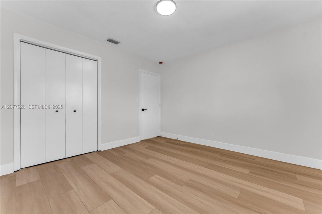 En Venta: $620,000 (4 camas, 2 baños, 1771 Pies cuadrados)