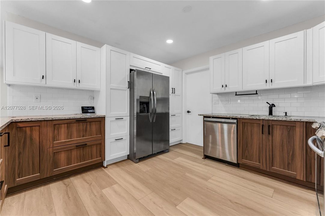 En Venta: $620,000 (4 camas, 2 baños, 1771 Pies cuadrados)