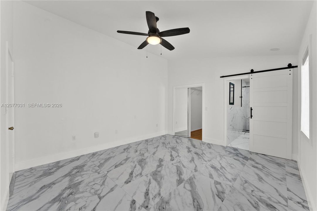 En Venta: $690,000 (3 camas, 2 baños, 2016 Pies cuadrados)
