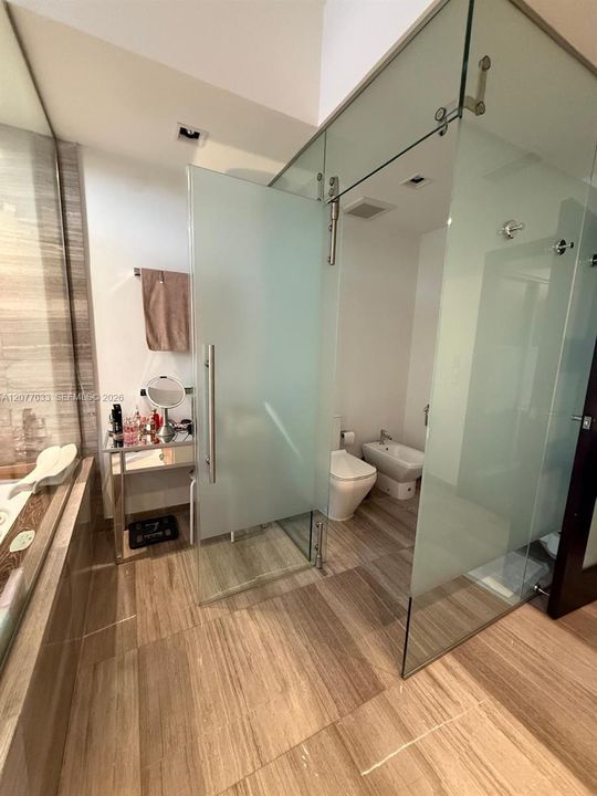 En Venta: $1,870,000 (4 camas, 4 baños, 2680 Pies cuadrados)