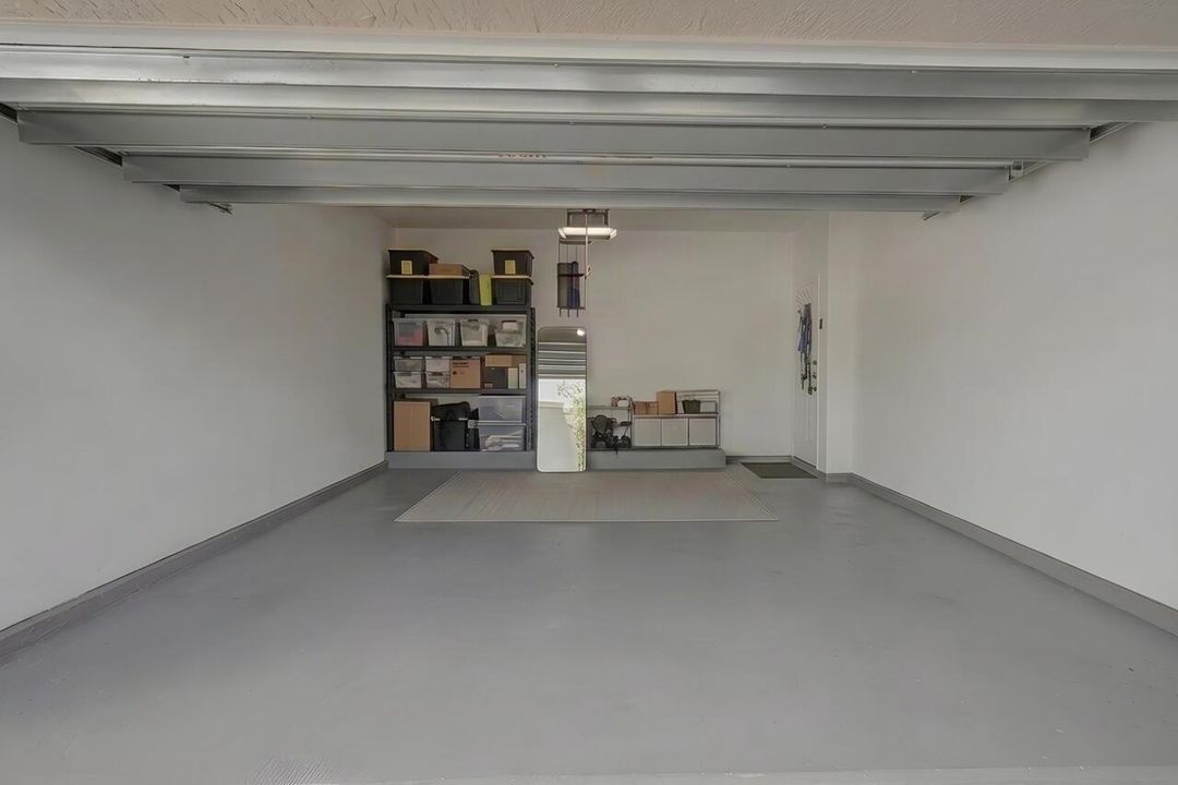 67-Garage-3-cluttered-EXTRA