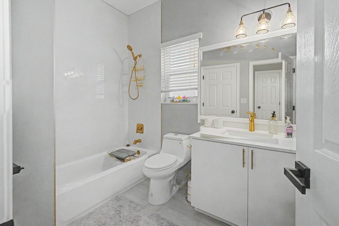 29-Bathroom-3