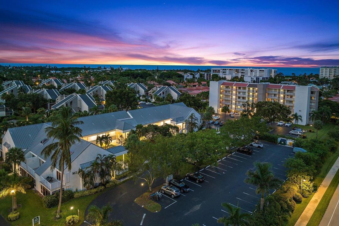 024-1605US1N-Jupiter-FL-33477-SMALL