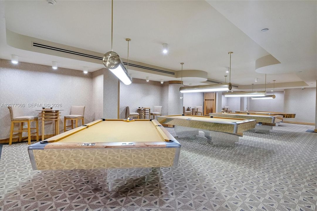 На продажу: $399,999 (2 спален, 2 ванн, 1512 Квадратных фут)