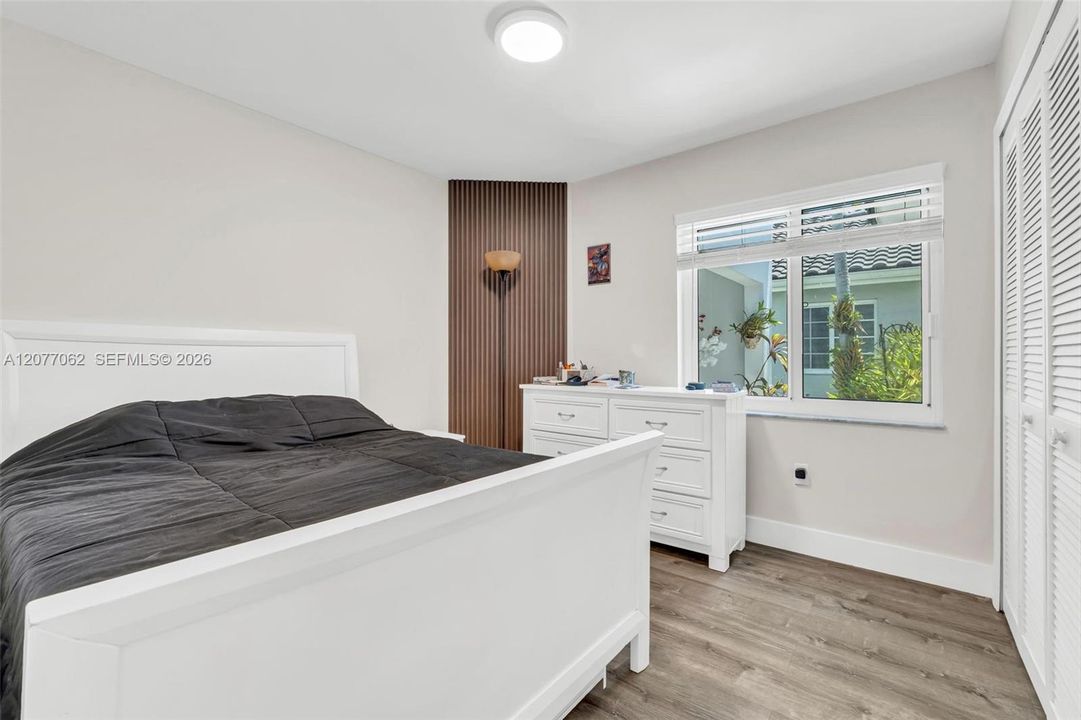 На продажу: $639,900 (4 спален, 2 ванн, 1510 Квадратных фут)