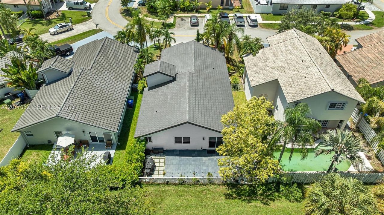 На продажу: $639,900 (4 спален, 2 ванн, 1510 Квадратных фут)