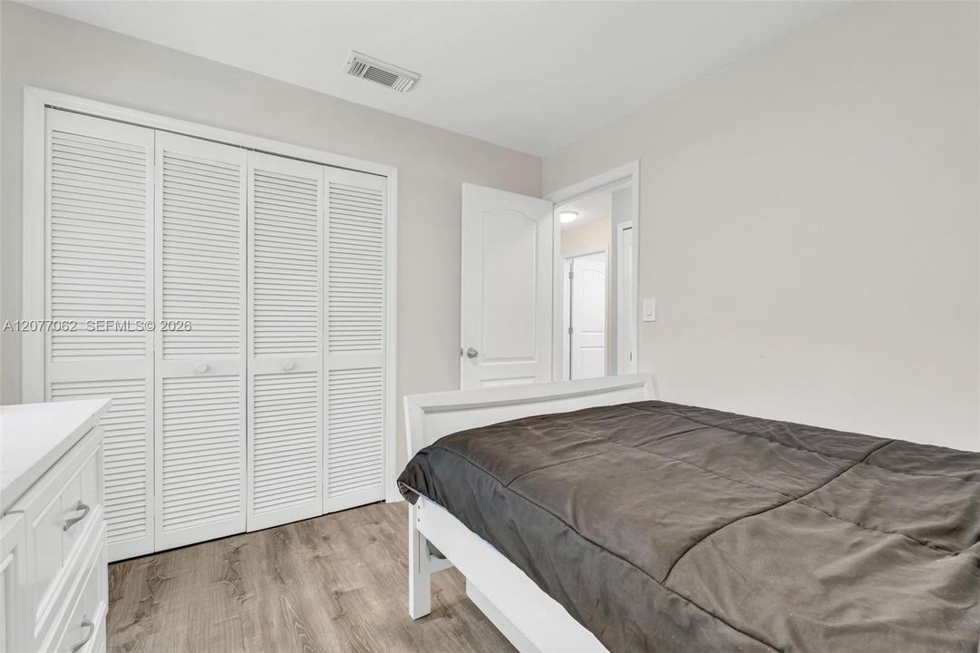 На продажу: $639,900 (4 спален, 2 ванн, 1510 Квадратных фут)