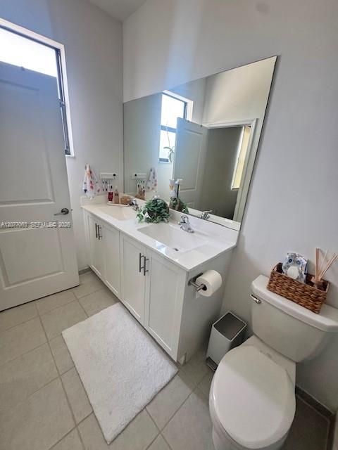For Rent: $2,500 (3 beds, 3 baths, 1328 Square Feet)
