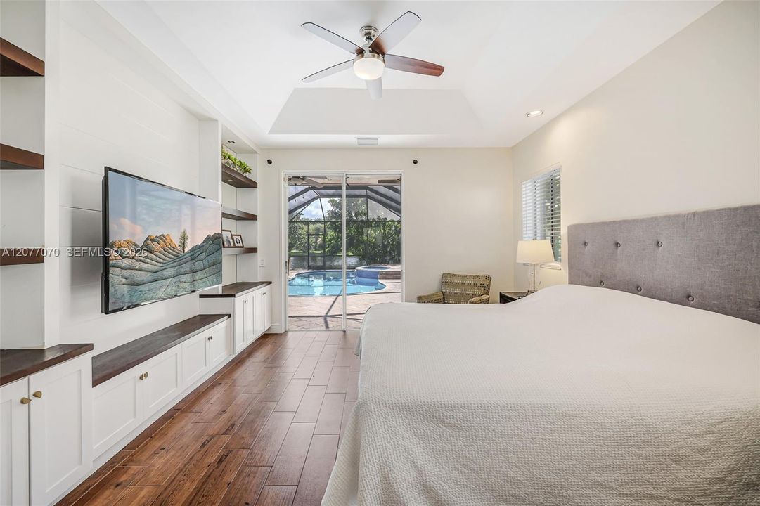 For Rent: $7,100 (5 beds, 3 baths, 2712 Square Feet)