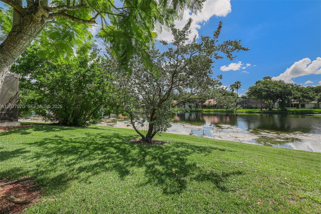 For Rent: $7,100 (5 beds, 3 baths, 2712 Square Feet)