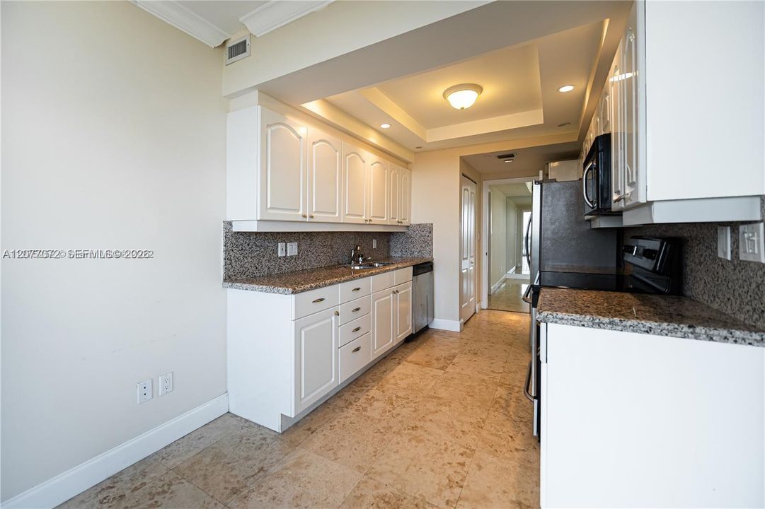 En Venta: $549,999 (2 camas, 2 baños, 1560 Pies cuadrados)