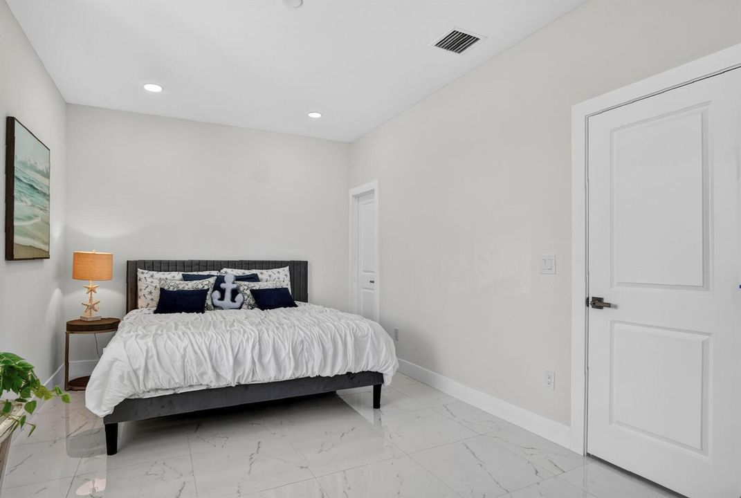 Second bedroom