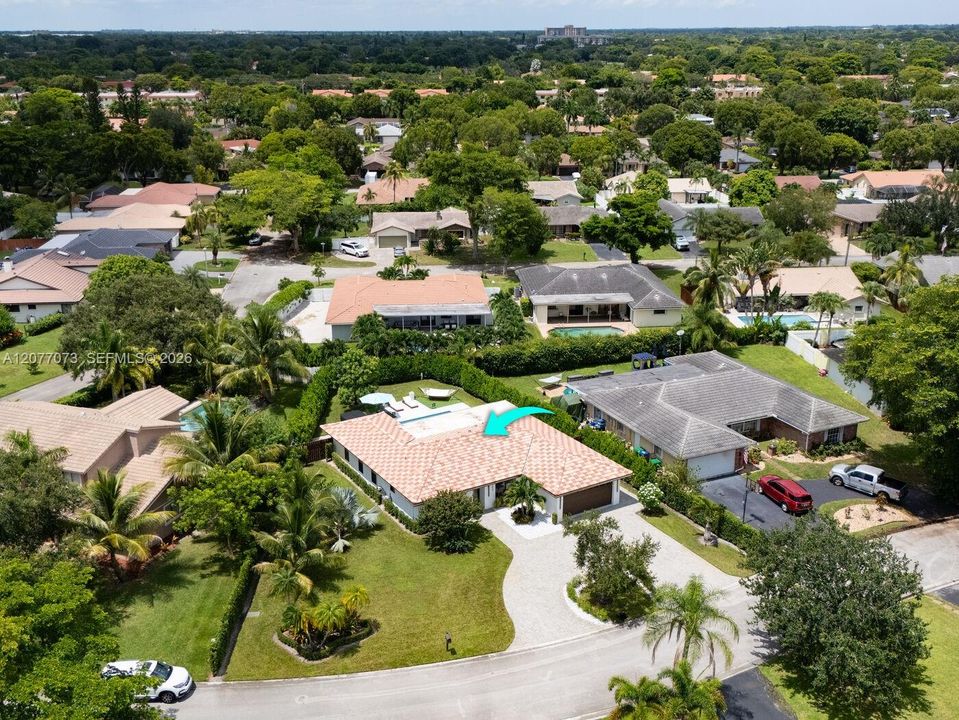 For Sale: $795,000 (3 beds, 2 baths, 1670 Square Feet)