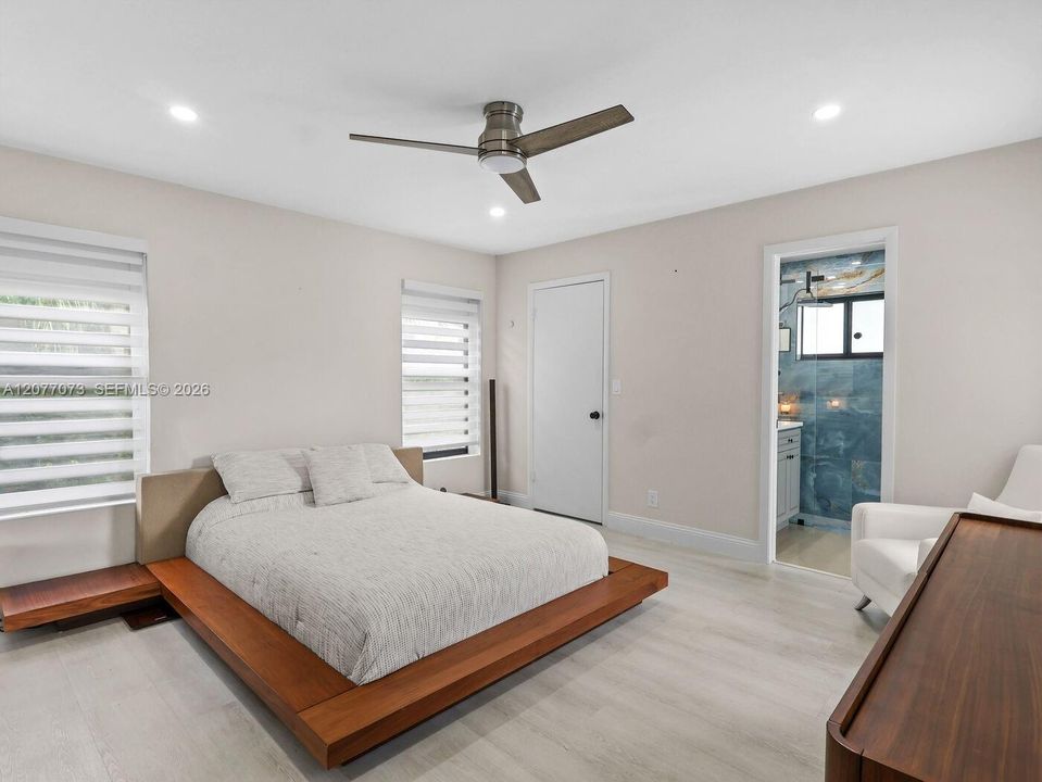 For Sale: $795,000 (3 beds, 2 baths, 1670 Square Feet)