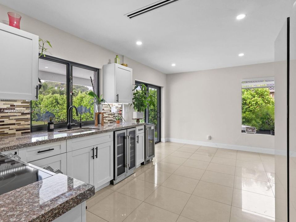 For Sale: $795,000 (3 beds, 2 baths, 1670 Square Feet)