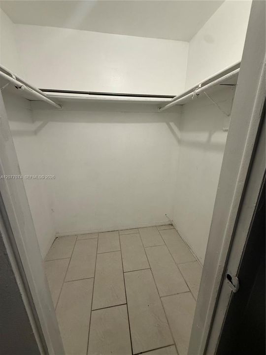 En Renta: $2,450 (2 camas, 2 baños, 2573 Pies cuadrados)