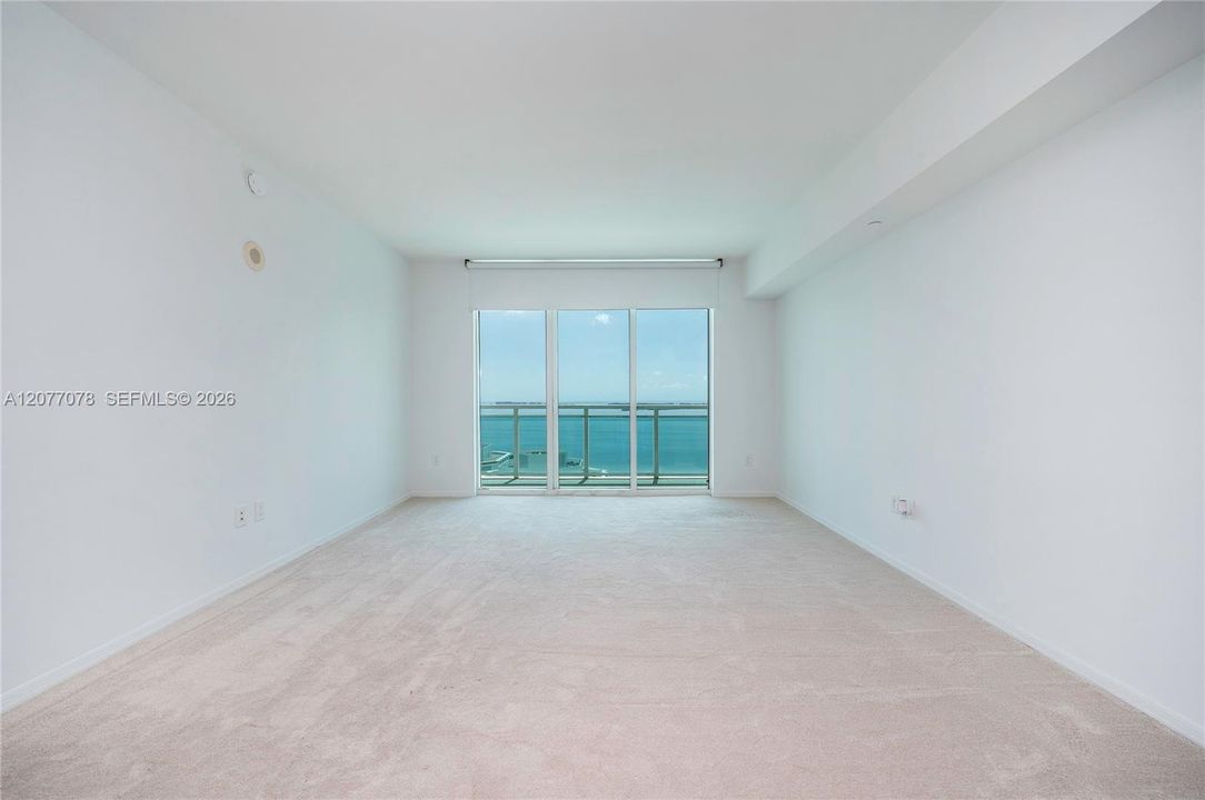 For Rent: $3,200 (1 beds, 1 baths, 639 Square Feet)