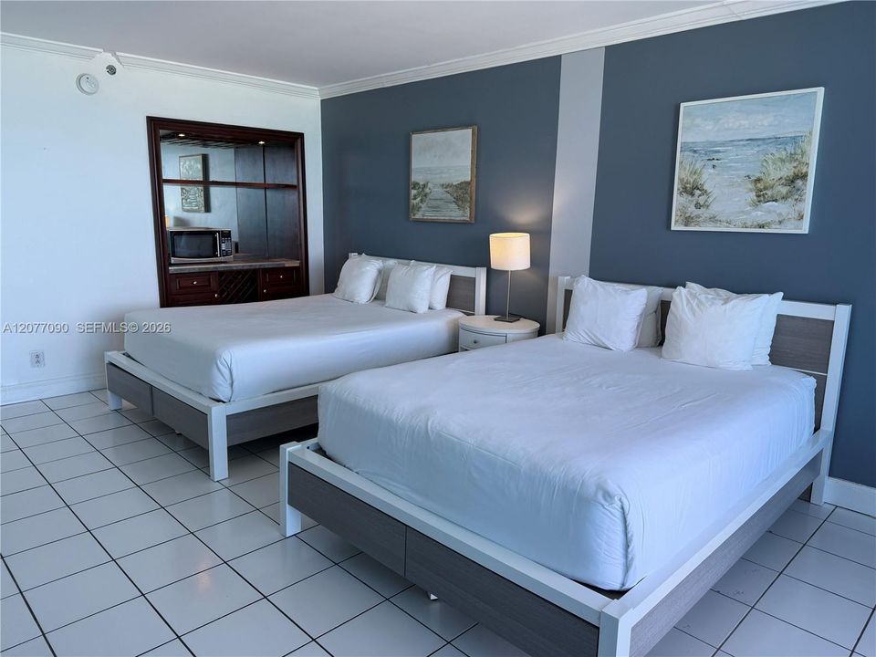 For Sale: $429,000 (0 beds, 1 baths, 400 Square Feet)