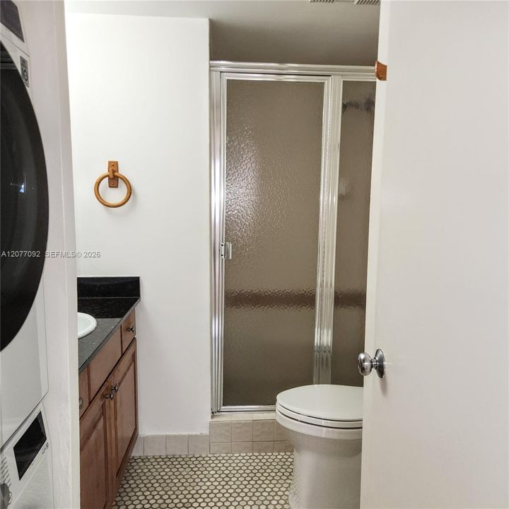 For Rent: $2,500 (2 beds, 2 baths, 1104 Square Feet)